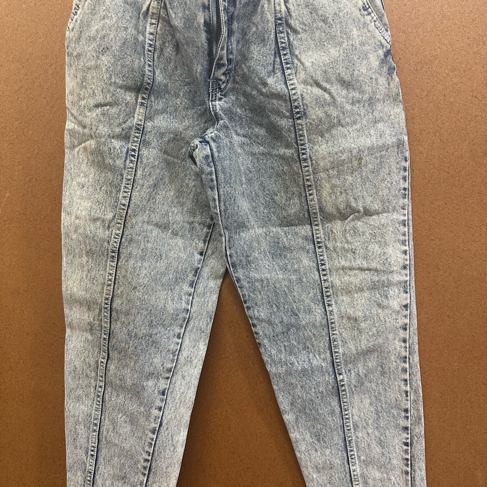 Women’s 80s acid wash jeans